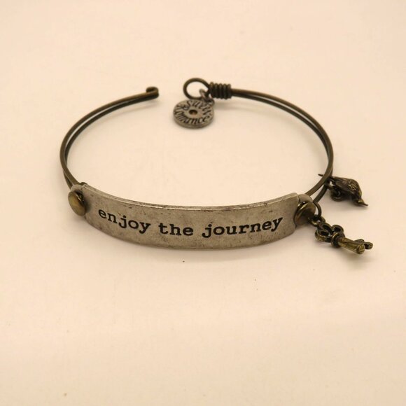 Sweet Romance Adjustable Metal Bracelet Charms Enjoy The Journey Inscription - Picture 6 of 10
